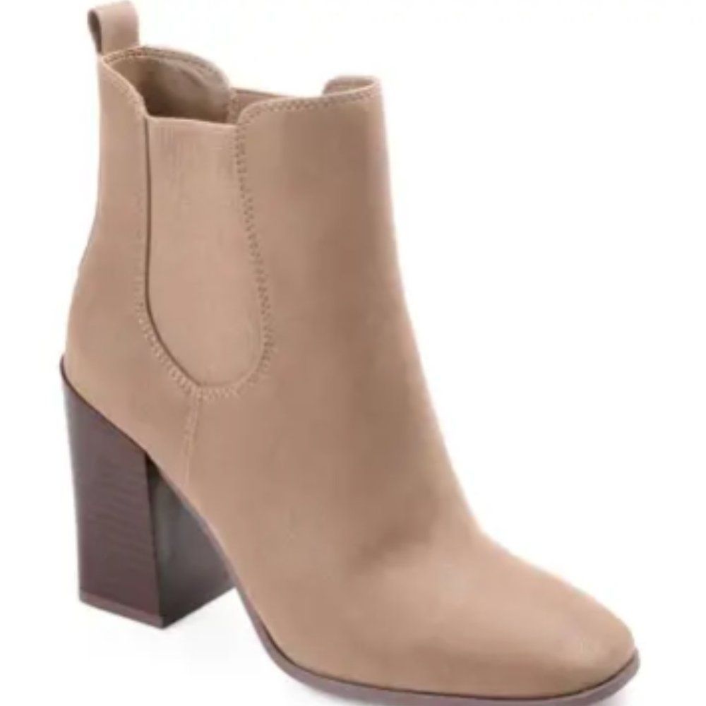 Journee Collection Women's Tru Comfort Foam™ Maxxie Bootie in Tuape Fall Boots - Picture 2 of 2